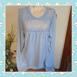 G.H. Bass & Co. Light Blue Lace Top Size Medium